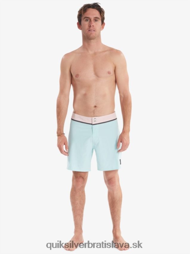 Solid snap 17 recyklovaných šortiek Quiksilver muži B80HXR1828 modrý odtieň