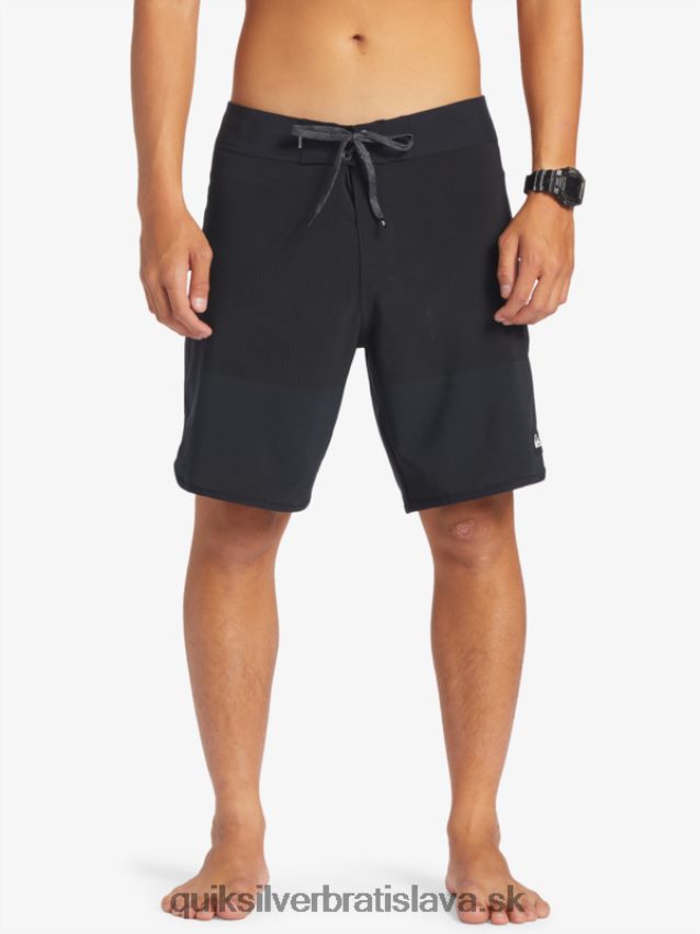 highlite hrebenatka 19 boardshorts Quiksilver muži B80HXR37 čierna