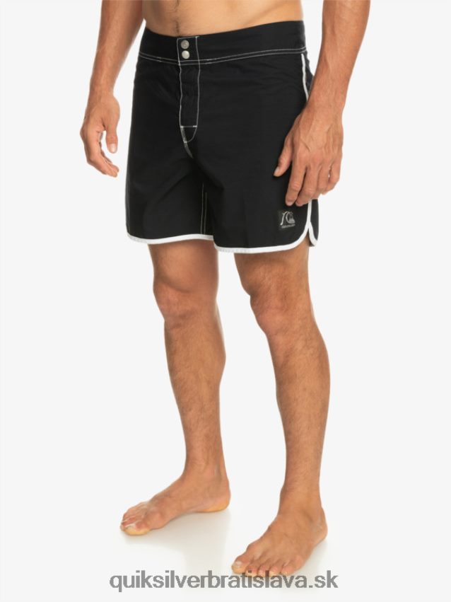 originálne hrebenatkové šortky 16 Quiksilver muži B80HXR168 čierna