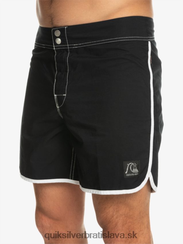 originálne hrebenatkové šortky 16 Quiksilver muži B80HXR168 čierna