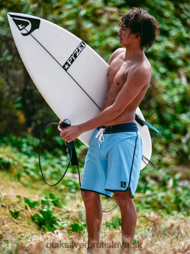 originálne šortky s hrebenatkami 18 Quiksilver muži B80HXR88 modrá obloha