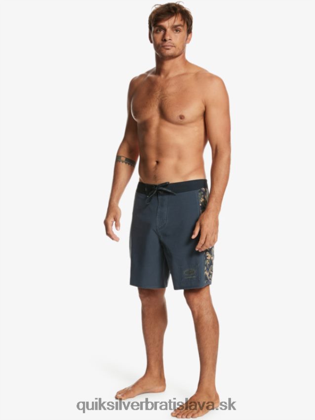 šortky surfsilk arch 18 Quiksilver muži B80HXR1697 čierna