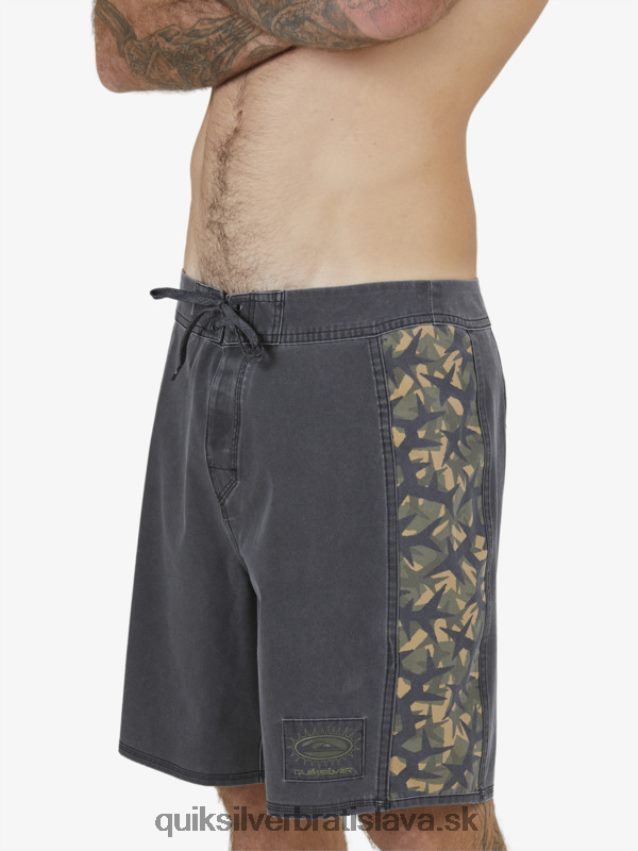šortky surfsilk arch 18 Quiksilver muži B80HXR1697 čierna