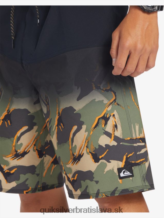 surfsilk panel 20 boardshorts Quiksilver muži B80HXR131 čierna