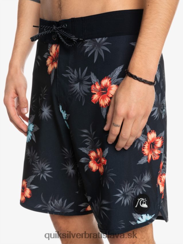 surfsilk scallop 19 boardshorts Quiksilver muži B80HXR1496 čierna