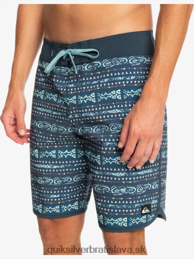 surfsilk scallop 19 boardshorts Quiksilver muži B80HXR221 polnočné námorníctvo
