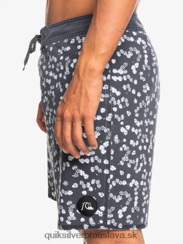 surfsilk vypral 18 kraťasov Quiksilver muži B80HXR1755 čierna