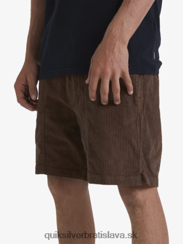 vodácke manšestrové šortky Quiksilver muži B80HXR875 temná zem